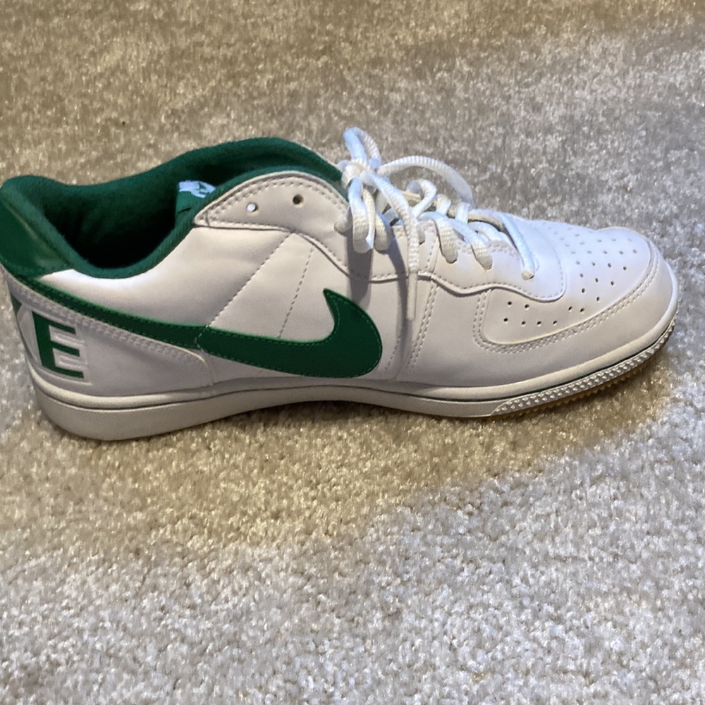 Nike Terminator Low Four Leaf Clover. Size 8 Women’s, 6 Youth. Great Condition - Picture 3 of 6